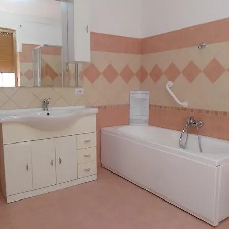Dimora Confortevole A Apartament *