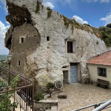 Dimora Confortevole A * Sedini